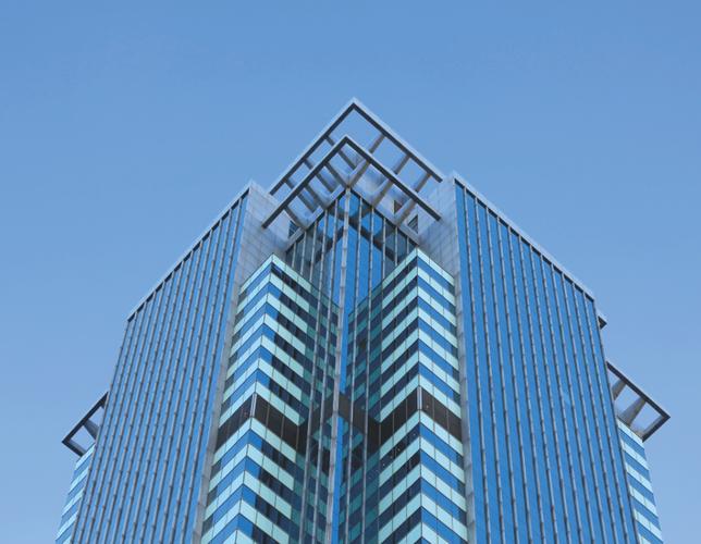 建筑外墙装饰保温一体板 工厂预制驱动下的产业升级与价值重构